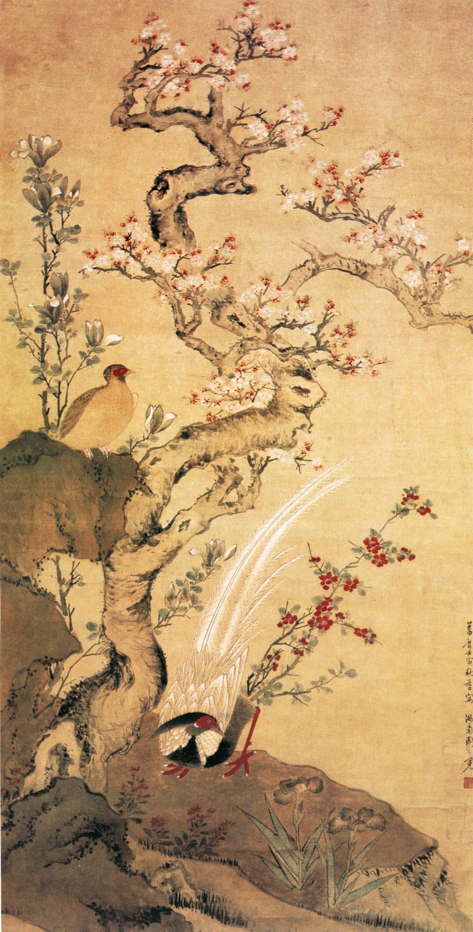 【钩花点叶派】【名称】明 周之冕 杏花锦鸡图 【年代】明代 【简介】绢本，设色，纵157.8厘米，横83.4厘米。苏州市博物馆藏。 此图画奇石兀立，一杏树干老枝遒劲花荣，旁有辛夷伴立；坡有二枝蝴蝶花，迎风招展。有两只锦鸡，一只伫立石端，一立坪地。锦鸡朱腹白羽，尾端上翘，姿态威武。羽毛点染细腻妍媚，生动活泼，体现了画家描绘飞禽和花卉的本领。