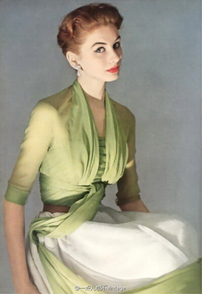 Dior 1952