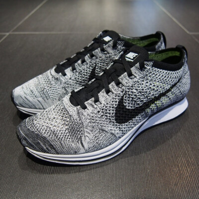 Nike 跑鞋 限量配色