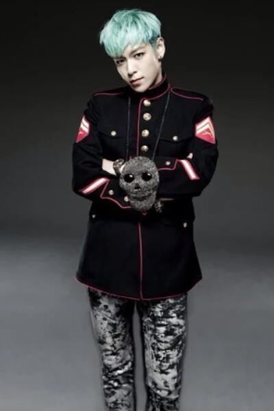 帅到顶端的提欧皮 TOP