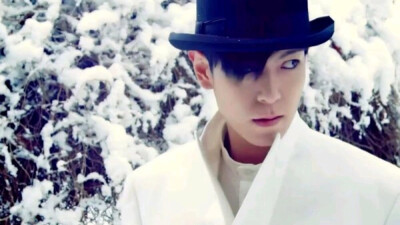 帅到顶端的提欧皮 TOP