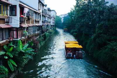 秦淮河水