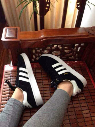 经典三叶草~~