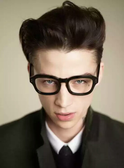 ASH STYMEST