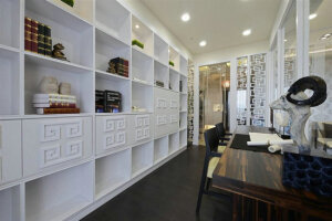 贝尔地板分享白色浮雕质感的东方线条，于书房带进另一种低调风华。