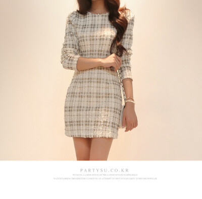 质量很好呀!穿着很舒服，很显瘦！http://item.taobao.com/item.htm?spm=a1z10.1.w4004-8915302059.11.BoOz5V&amp;amp;id=41308184582