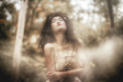 名称：《flower》 设计师：meimei 学校：中大新华 设计说明：窗前的花朵从盛开到枯萎，我要把最美丽的定格在那一刻。