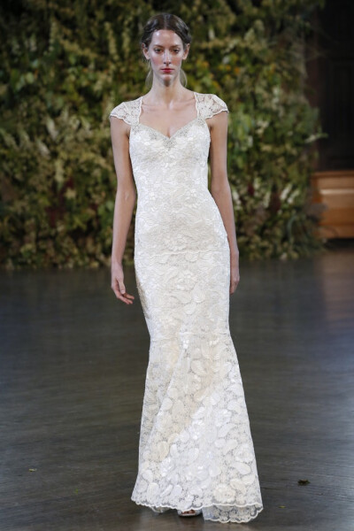 Claire Pettibone Bridal Fall 2015。克莱尔·佩蒂伯恩2015秋冬婚纱发布。