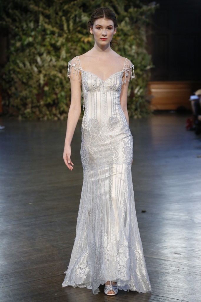 Claire Pettibone Bridal Fall 2015。克莱尔·佩蒂伯恩2015秋冬婚纱发布。