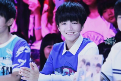 王俊凯 tfboys TFBOYS crlogo