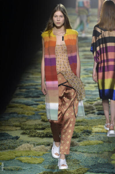 Dries Van Noten Spring/Summer 2015