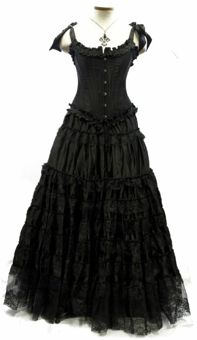 复古衣裙 设计 （图片来自Pinterest）