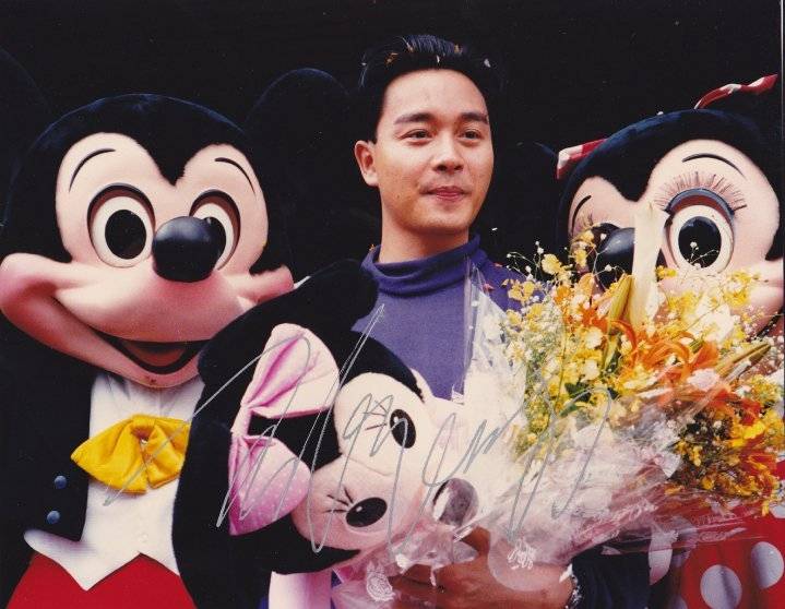 再发一套图吧～#张国荣# 哥哥很爱很爱你哦～6