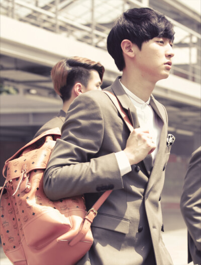 chanyeol mcm