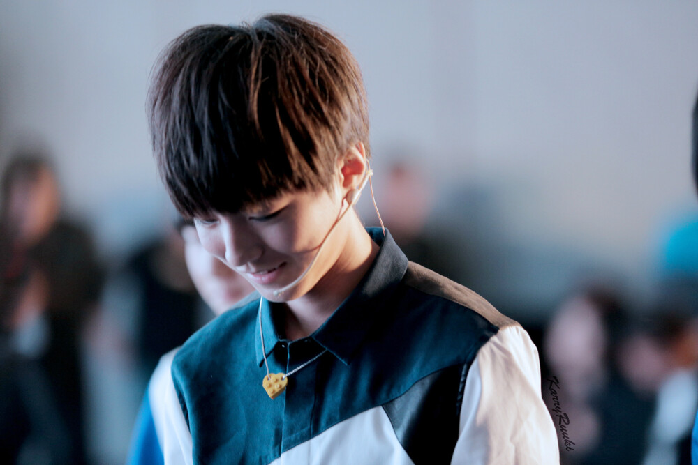 TFBOYS王俊凯 2014.10.17 星钻圆梦计划。cr.LOGO