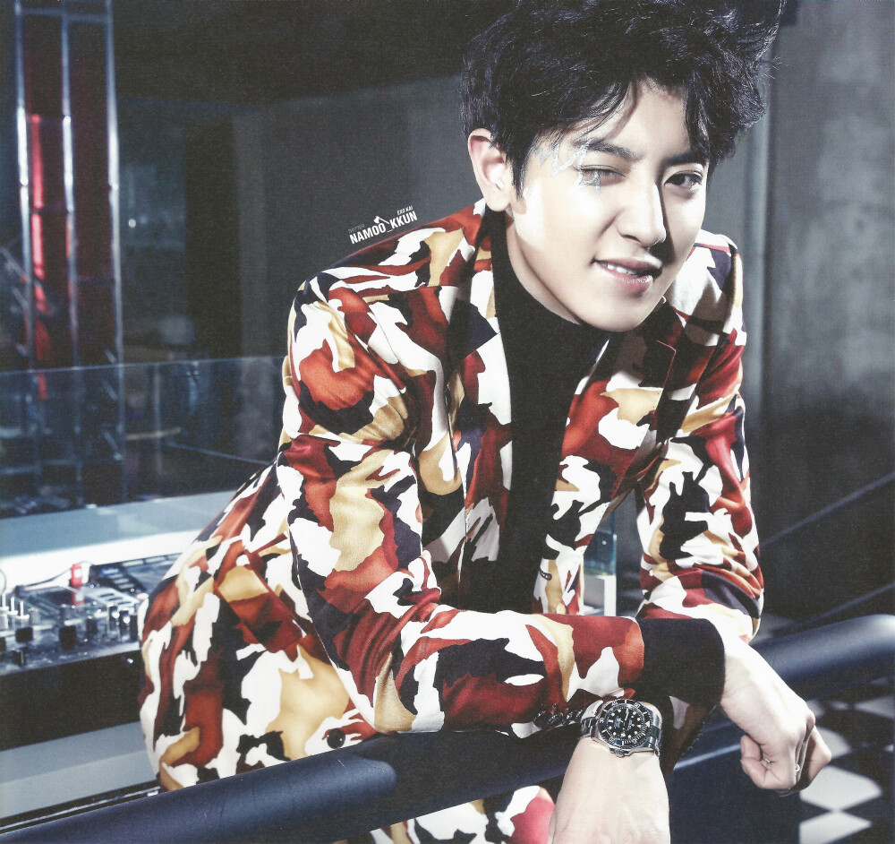 EXO 朴灿烈 Chanyeol 《THE CELEBRITY》杂志扫图 11月刊2014