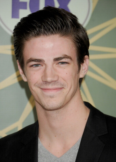 闪电侠扮演者Grant Gustin