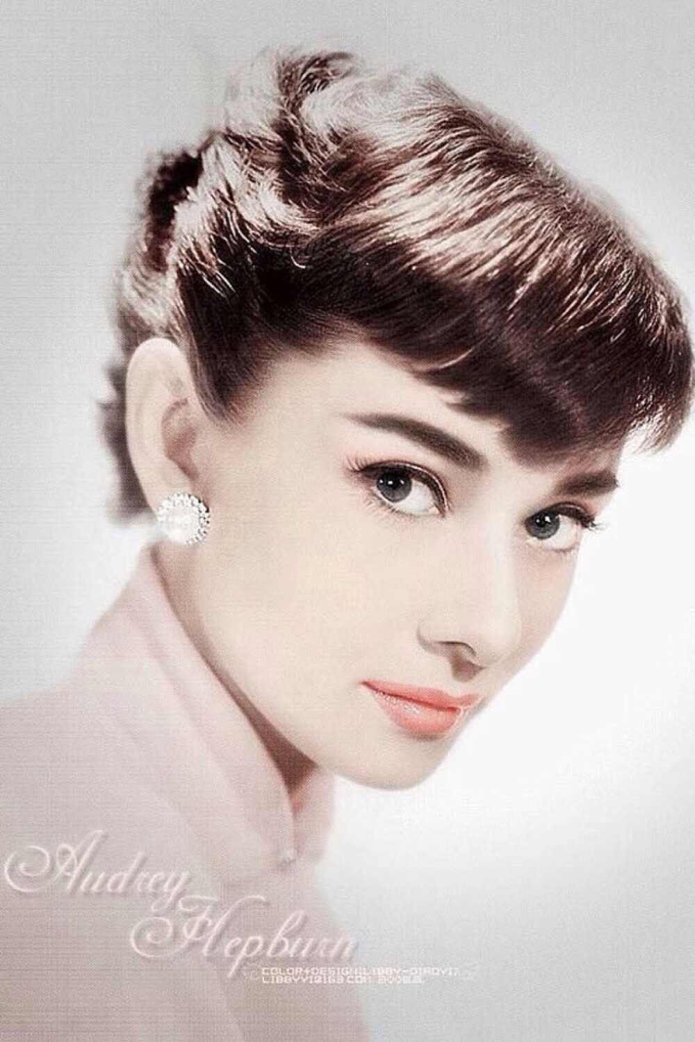 年轻时彩色的你——Audrey Hepburn