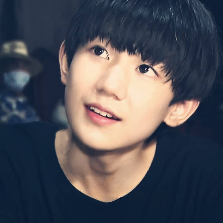 #tfboys王源# #薄荷音主唱王源# 我的男朋友有最温柔的笑脸