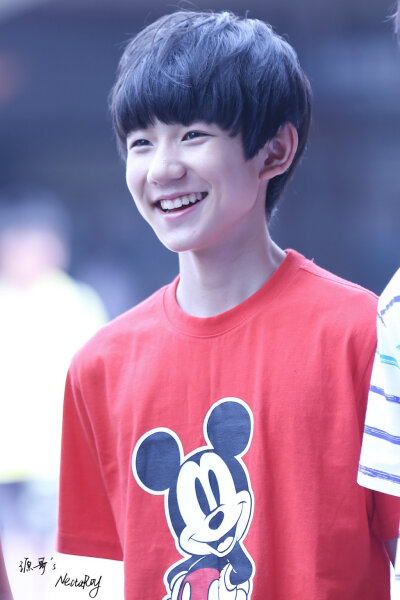 王源 TFBOYS 源源 cr.NectaRoy