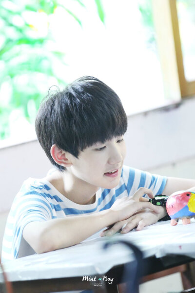 王源 TFBOYS 源源 cr.MintBoy