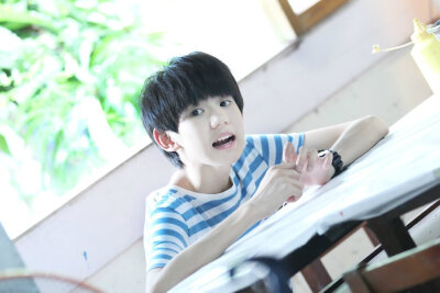 王源 TFBOYS 源源 cr.MintBoy