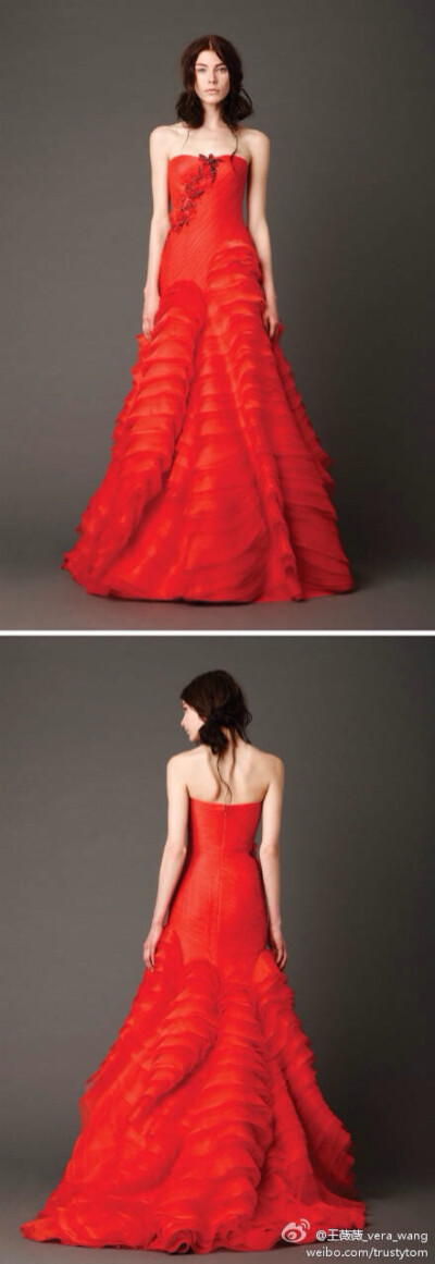 继续分享 vera wang 2013 大红嫁衣之 Kareena. 层峦叠嶂的感觉是不是很棒哦。