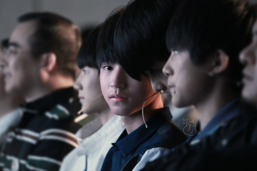 TFBOYS王俊凯 2014.10.17 星钻圆梦计划。cr.LOGO