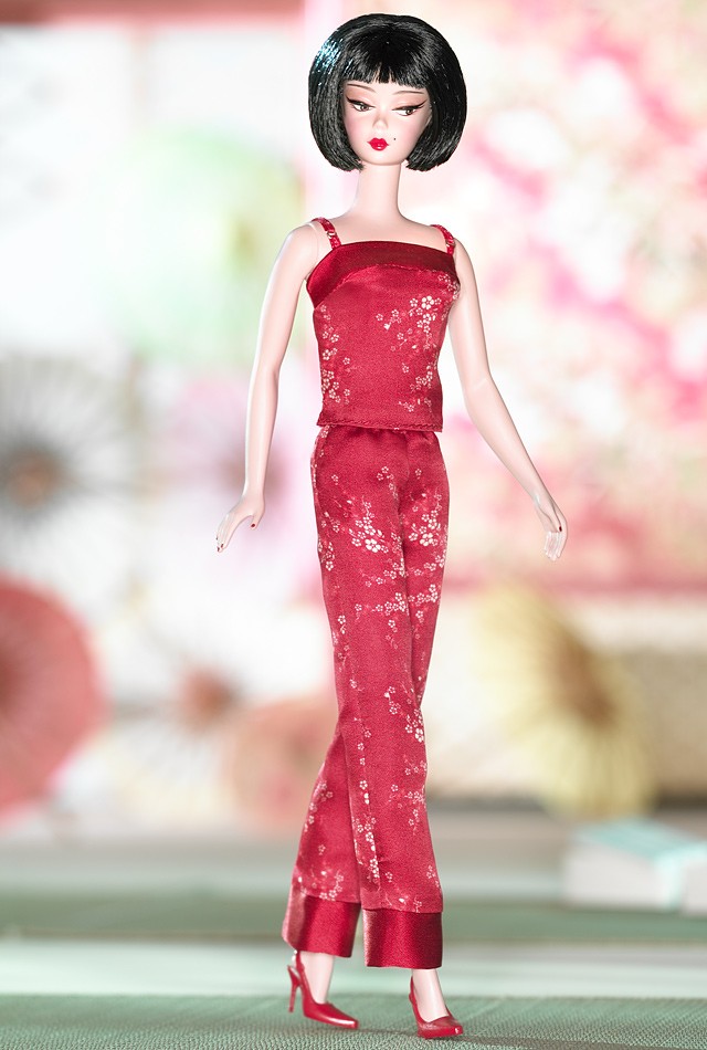 芭比娃娃 2004限量版 Chinoiserie Red Midnight™ Barbie® Doll 中国红月亮【价格49.95美元】silkstone