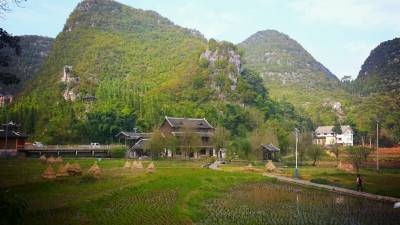 贵州省黔西南州郑屯间歇泉，纯朴的地方，别致的风景