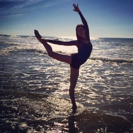 头像ampamp唯美的瑜伽动作