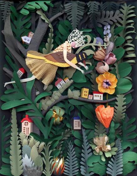层叠剪纸中的世界】Elsa Mora，居住在美国加州现年36岁的古巴女艺术家。她的作品涉及纸艺、布艺、插画、陶艺、玩偶设计等等领域。她采用不同的材料通过手工完成作品，使这些精致小物件变得生动可爱！