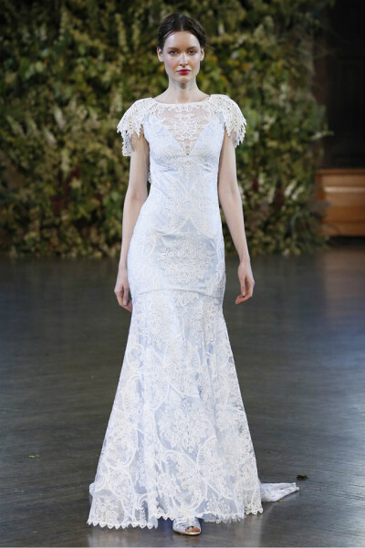 Claire Pettibone2015 秋冬婚纱系列 源于教堂婚礼的灵感