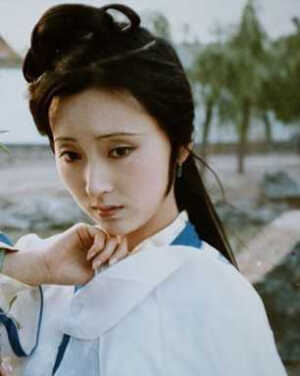 天蝎座明星 陈晓旭 10月29日 中国辽宁 O型 汉族 演员 代表作：《红楼梦》《家春秋》《家风》《黑葡萄》