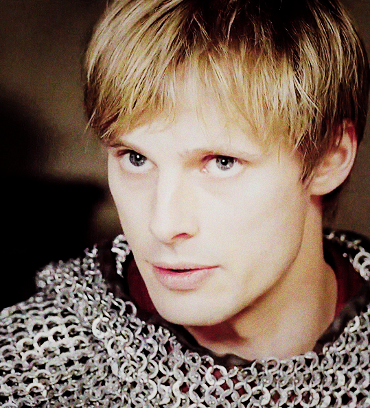 Bradley James 小布