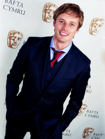 Bradley James 小布