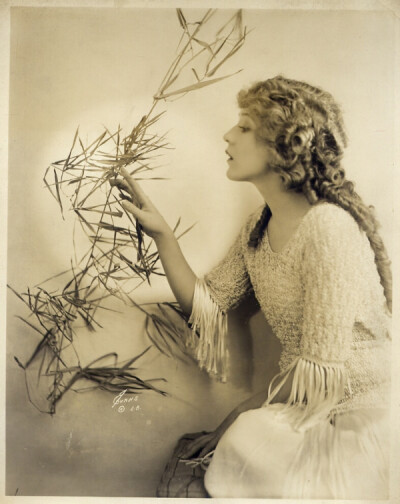 Mary Pickford