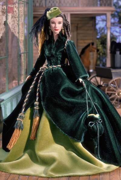 芭比娃娃 2001限量版 Scarlett O’Hara™ Doll On Peachtree Street — The Drapery Dress™ 费雯丽 飘 乱世佳人 好莱坞【价格79美元】