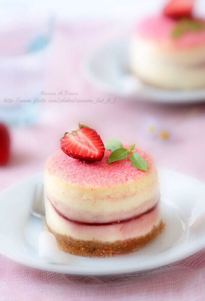 【食物文艺】草莓小蛋糕