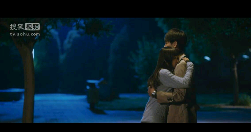 他是最爱方茴的乔燃，，他是最在乎陈寻和赵烨的乔燃，他是我们最期待遇到的乔燃，，他是我们青春里的乔燃，是我们记忆里最美好的乔燃。