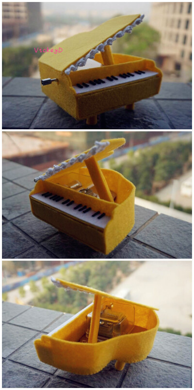 很喜欢的yellow piano，手摇音乐是《卡农》