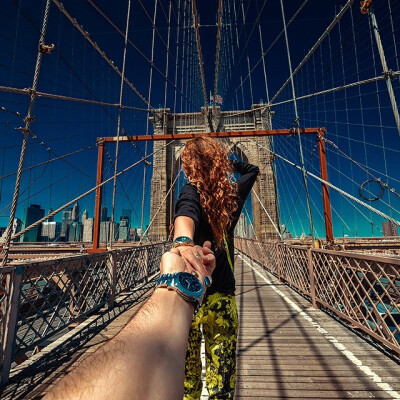 Murad Osmann《Follow me》| the Brooklyn Bridge, New York City