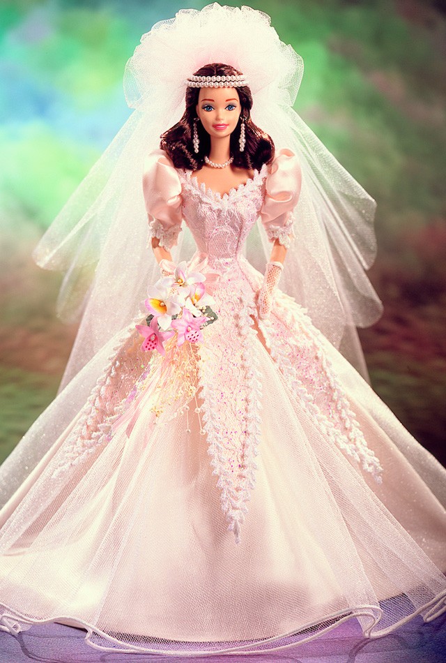 芭比娃娃 1997限量版 Blushing Orchid Bride™ Barbie® Doll 陶瓷 婚纱【价格189美元】