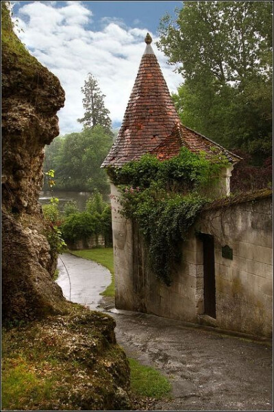 Castle Entry, Aquitaine, France