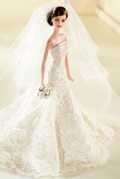 芭比娃娃 2005限量版 Carolina Herrera Bride Barbie® Doll 婚纱 新娘