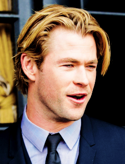  Chris Hemsworth 金发大锤阿斯嘉德大公主