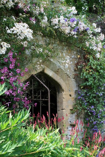 Ancient Portal, Sudeley Castle, England