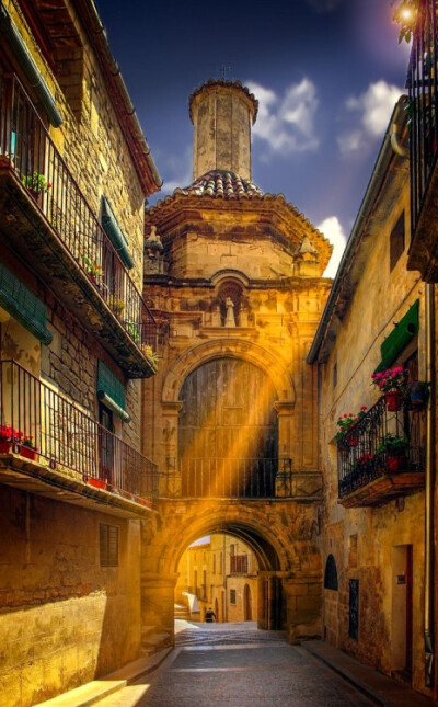 Sun Ray, Aragon, Spain