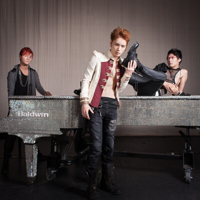 JYJ