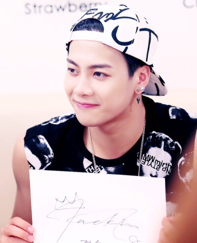 Jackson Wang 王嘉尔